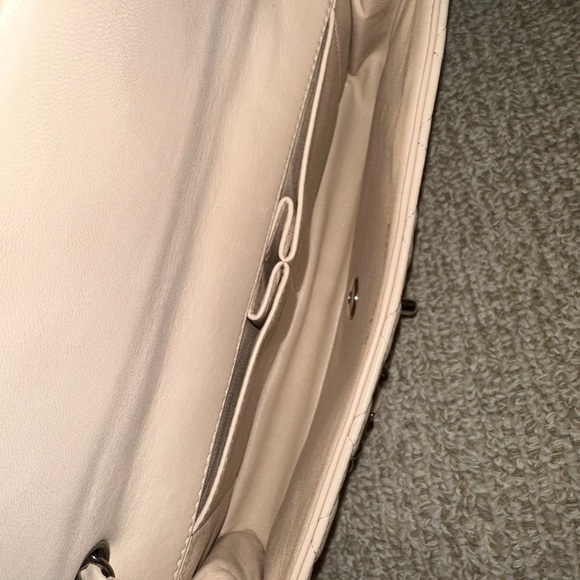 Chanel Classic Beige Caviar SHW Flap East West Shoulder Bag Leather - Picture 13 of 14